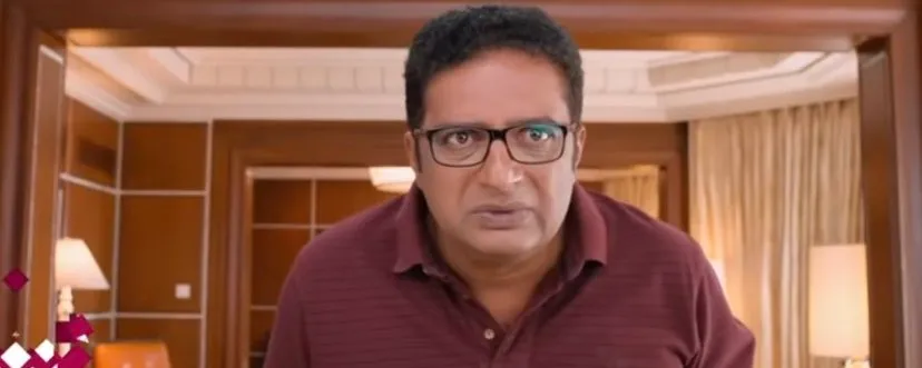 Thozha | Prakash raj looking at the painting Tamil Meme Templates