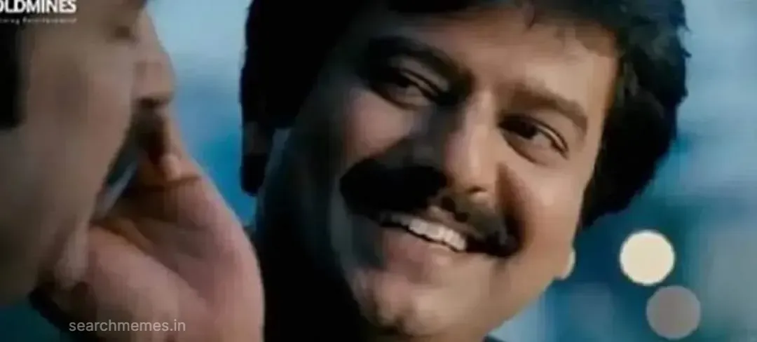 Vivek reacting in Sivaji The Boss