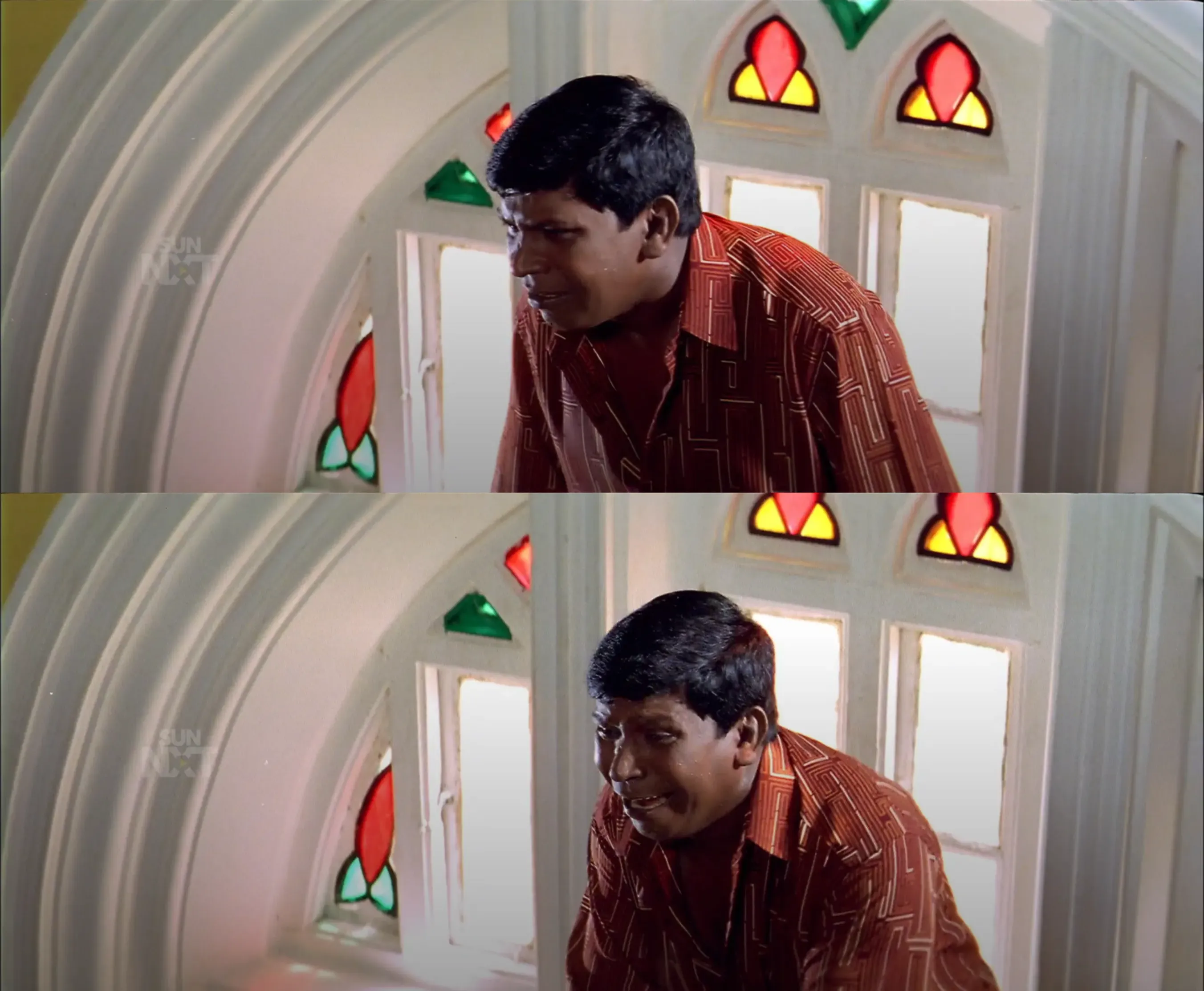 Vadivelu showing a weeping scared face on a palace staircase in Chandramukhi